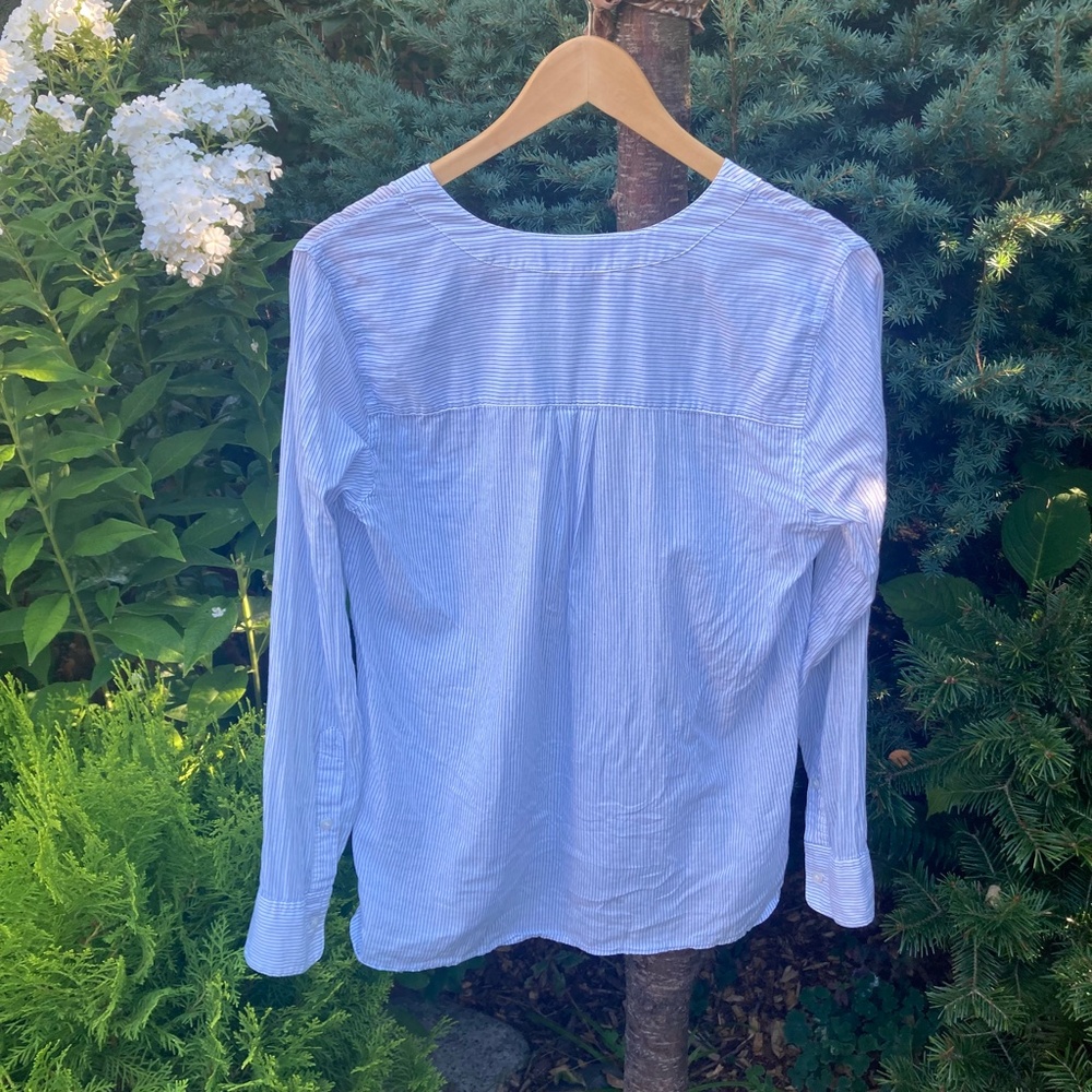 Madewell blue and white pin-striped blouse - Picture 2 of 4